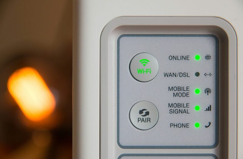 Read more about the article Best WiFi for Fixing Dead Zones in Large Homes